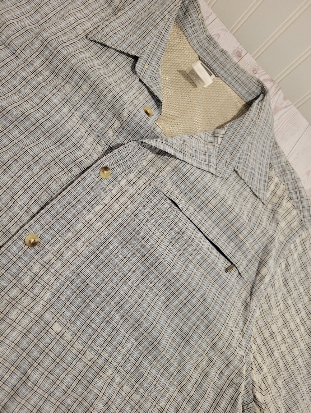 The North Face Men's XL Plaid Short Sleeve Hiking Shirt - Grey/Blue Tech Vented